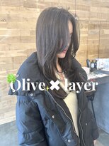 ドルセプラタ(Dulce plata)&nbsp;赤み消し透明感オリーブカラーふわふわレイヤーカット