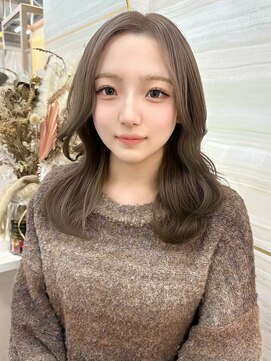 エルバイラビス 大宮(elu by lovis) 《高瀬寛菜》オリーブベージュ/韓国/レイヤーカット/大宮/埼玉