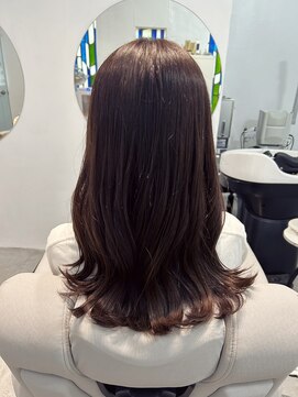 ミー(me,) ラベンダーベージュ