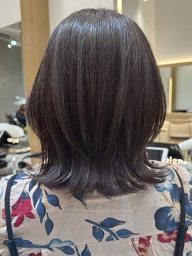 ソワネ 表参道(soigne) 青山白髪ぼかしハイライトレイヤーショートアッシュグレー40代