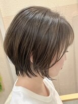 シダミノオ(sida MINOH)&nbsp;小顔レイヤーショート20代30代40代　冬カラーオリーブグレージュ