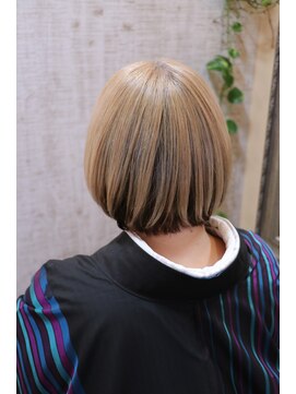 銀座美容室 スウィップ(Swip) 丸みのあるショートヘア