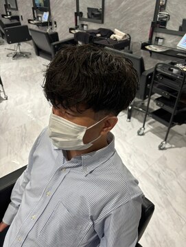 トゥルークリエイション 新越谷(True Creation) MEN’S HAIR/サーフカール/刈り上げセンターパート/新越谷