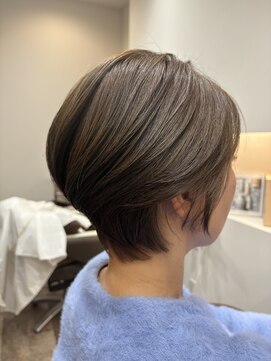 リュッカ(Lycka) 小顔カット　ミントアッシュ