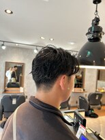 ザ クラン バイ ヘッドライト 仙台長町店(THE CLAN by HEADLIGHT)&nbsp;【人気メンズパーマ】センターパート×緩めツイストスパイラル