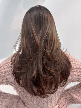 アイティーバイアルバム 下北沢店(IT by ALBUM) 韓国ヘア顔周りレイヤーロングイメチェン_ba588091