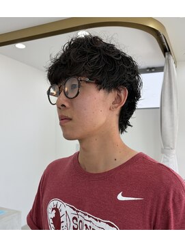 スヴニール(souvenir) メンズパーマ　メンズショート　シャドウパーマ