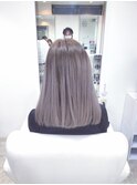 アッシュグレージュのグラデーション