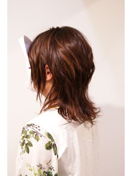 コマ(coma) 【coma中野】くびれウルフカットワンサイドショートブランジュ