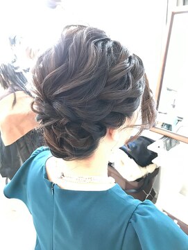 ロカット サロン(Roquat Salon) シニヨンヘアセット【ヘアアレンジ　立川/立川南/八王子】