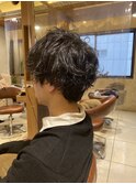 ゆるめ無造作パーマスタイル【Ai 新宿　美容室　メンズパーマ】