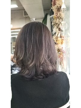 シエル 松山店(CIEL) シルバー×レイヤーボブ