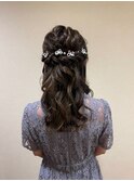 サイド 編み込み トップ カール ハーフアップ ヘアアレンジ