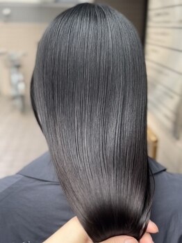 フィン(FiN by allure)の写真/【髪質改善】まっすぐすぎない、ナチュラルな極上ストレート☆憧れのさらさらヘアに[池袋]