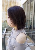 ふんわりミディアムボブ　伸ばしかけヘアスタイル　