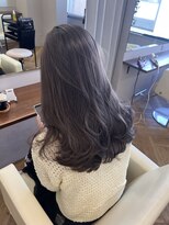 シカ 神戸三宮元町店(Cica)&nbsp;グレージュ ラベンダー ブリーチ ハイトーン 三宮 神戸