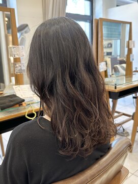 ペイジバイネオリーブ 吉祥寺店(Paige by Neolive) 斜めバング/グレージュカラー/デザインカラー/吉祥寺R8