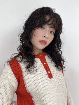 ホロ(hollo) ロングパーマ くるくるパーマ ハードパーマ 黒髪パーマ