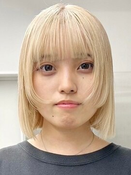 ウィコ 新宿(WICO) ホワイトベージュ[新宿駅/こなれミディ/ウェーブパーマ]