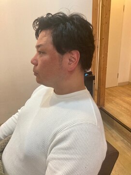 グランバイ アトリエドングリ(Grand × AtlierDonguri) お客様髪質改善データ1524（メンズパーマ）