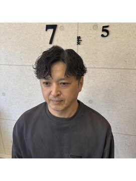 リバティ(Liberty) 波巻きスパイラル×センターパート