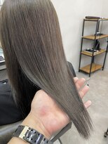 クララ 博多駅前(CLALA)&nbsp;赤味を消した透明感オリーブグレージュ