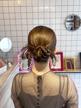 ヘアー アレス(hair ales) カチモリ ヘアアレンジ ヘアセット アップスタイル