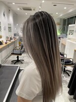 カラ ヘアーサロン(Kala Hair Salon)&nbsp;ハイライトバレイヤージュダブルカラーケアブリーチ20代30代40代