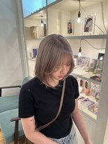 ルッツ(Lutz. hair design)&nbsp;milk tea beige 0608