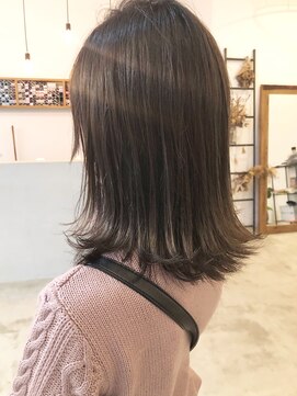 エイト(eito) ハイライト入りグレージュ