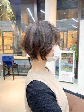 ミィ 浦和(mee) 【 mee. 】オオニシ　ボブ　ショート　前髪　イメチェン