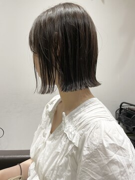 クーナバイトマト 横浜(Cuna by TOMTO) 【YUYA】ぱつっとボブ_韓国風ボブ_切りっぱなしボブ