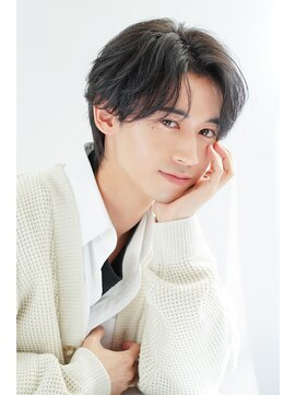 アクロス 原宿(AKROS) 毛流れセンターパート　カルマパーマ