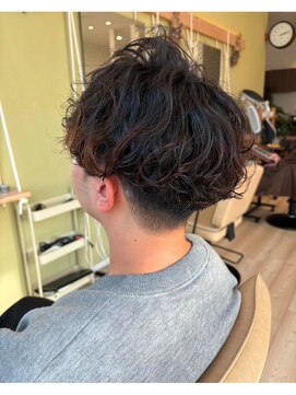 アイノベル(‘Inovel’) カット＋パーマ