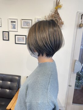 ルッツ カオラ(Ruttu KaoLa) 大人可愛い襟足スッキリ小顔ショート 30代40代50代 志木