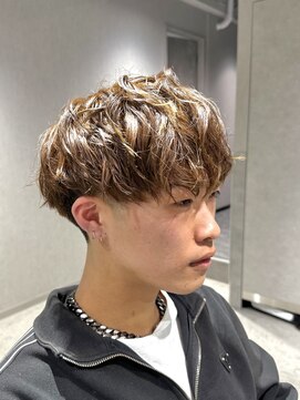 テクト バイアッシュ 吉祥寺店(Tect by Ash) 外国風フリンジカットスペインカールテーパーフェード