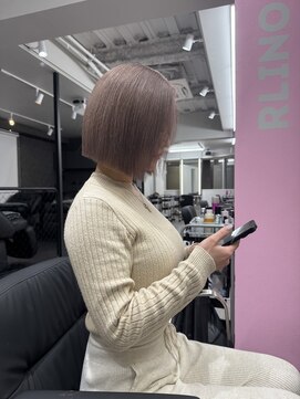 リノ(RLINO) 暗めミルクティー