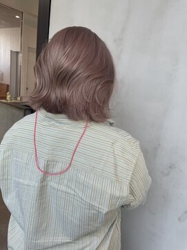 クシュ 所沢東口店(kusyu...) 大人かわいい/美髪/ネビージュ/ホワイトグレージュ/こなれミディ