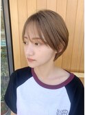 シースルーバング×丸みショートで旬のオシャレショート