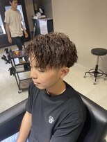 ミオ ゾーン(Mio'' ZONE)&nbsp;ブラウンツイストスパイラルパーマ