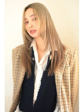 ファム(FAM) レイヤーロング ハイライト ブリーチ 代官山 中目黒 恵比寿