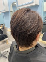 アンフィ 神奈川新町(Anphi)&nbsp;耳かけショートボブ＆白髪ぼかし効果☆バイオレットブラウン