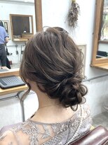 リッカ(RICCA)&nbsp;【ヘアセット家田限定】ゆるふわシニヨンアレンジ♪