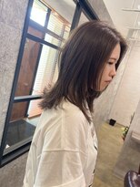 レアーノ(Lea’no)&nbsp;ミディアムレイヤーウルフ