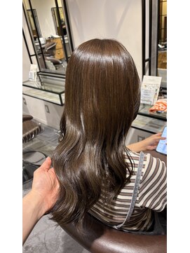 リリアーナ(LILIANA) アッシュブラウン/アッシュ/オリーブアッシュ/髪質改善