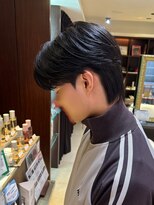 アルム オモテサンドウ(ALLM omotesando)&nbsp;韓国風カルマパーマ メンズカット メンズ韓国ヘア 原宿 表参道