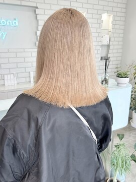 ダイアモンドリリー(Diamond Lily) ミルクティーベージュ