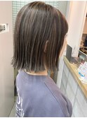 ハイライトグレージュボブ