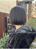 つやっとコンパクトボブ大人黒髪白金目黒