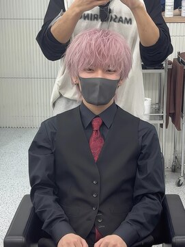 メンズペレ 渋谷(MEN'S PELE) MEN’S HAIR/波巻きツイストスパイラル/リバースセンターパート